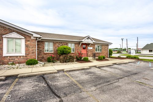 7412 Rockville Rd, Indianapolis, IN, 46214-3097 | Card Image