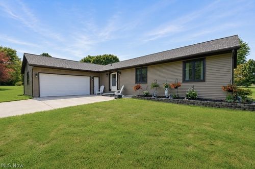 4700 Lockwood Rd, Perry, OH, 44081-9722 | Card Image