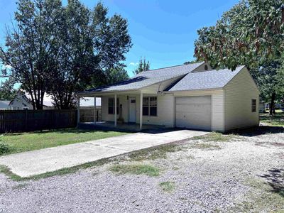 306 Rock Avenue, House other with 2 bedrooms, 1 bathrooms and null parking in Mountain View AR | Image 3