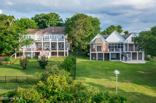 1835 Middle Sound Loop Rd, Wilmington, NC, 28411-7817 | Card Image