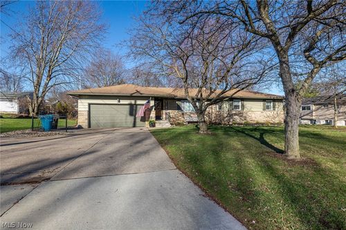 180 S Leavitt Road, Amherst, OH, 44001 | Card Image