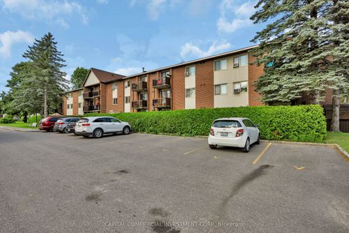 18 Haggart St, Perth, ON, K7H2Z4 | Card Image