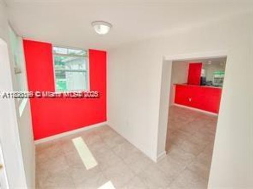 2-1351 Nw 45th St, Miami, FL, 33142-7976 | Card Image