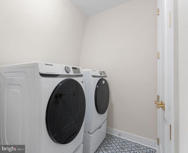 1632 Chain Bridge Rd, Townhouse with 4 bedrooms, 5 bathrooms and null parking in MCLEAN VA | Image 31