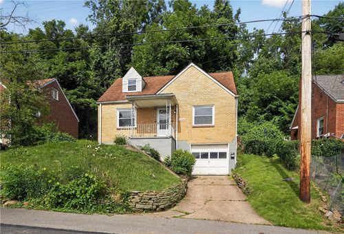 1104 Porter St, Mckeesport, PA, 15132-1649 | Card Image