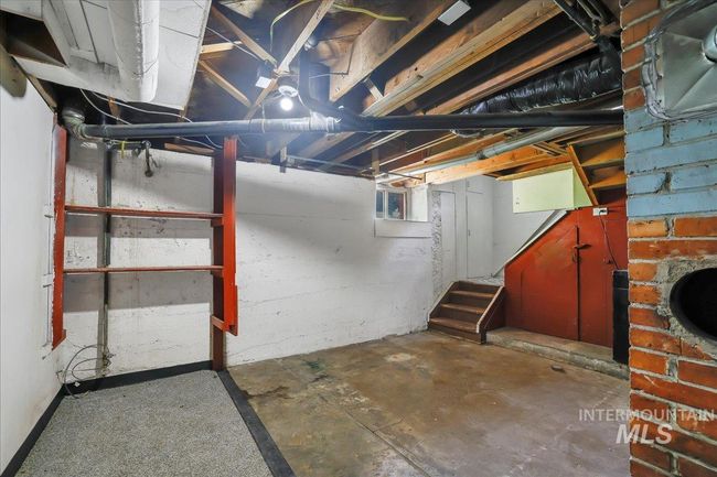 202 E 2 Nd St, Home with 5 bedrooms, 2 bathrooms and 2 parking in Shoshone ID | Image 14