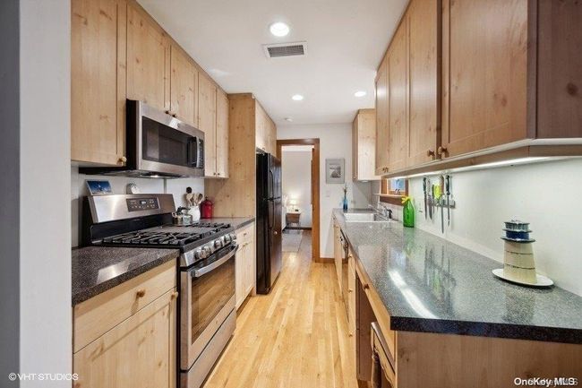 main house updated kitchen | Image 11
