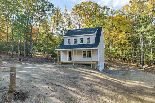 11 Knotty Knoll Circle, Farmington, NH, 03261 | Card Image