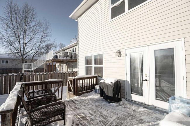 11307 91 St, Home with 3 bedrooms, 3 bathrooms and 3 parking in Peace River AB | Image 17