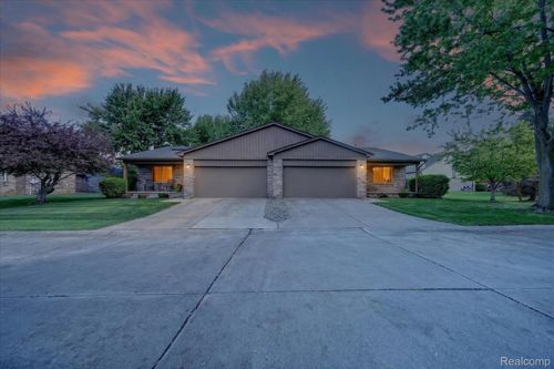 17225 Jed Ct, Clinton Township, MI, 48038-2059 | Card Image