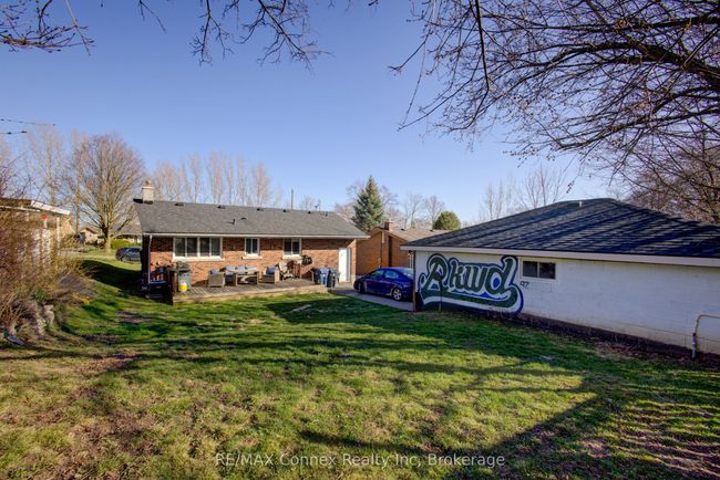 20 Laverne Ave, House other with 4 bedrooms, 2 bathrooms and 5 parking in Guelph ON | Image 37
