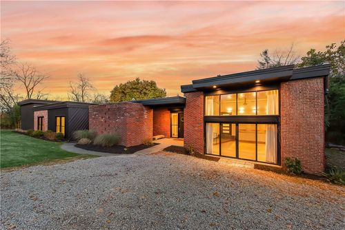 9402 Babcock Blvd, Allison Park, PA, 15101-2011 | Card Image