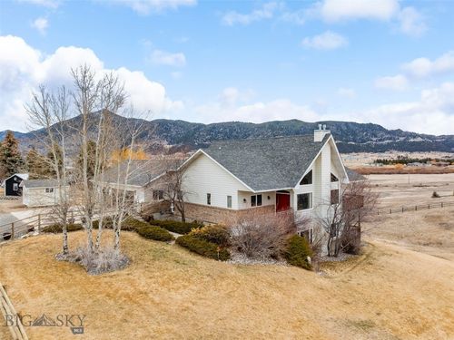 207 Cyprus Dr, Butte, MT, 59701-7306 | Card Image