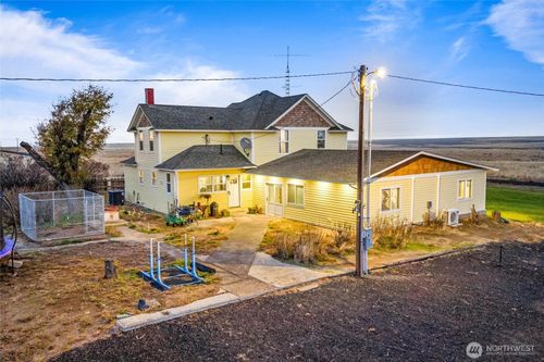 529 E Urquhart Rd, Ritzville, WA, 99169-9794 | Card Image