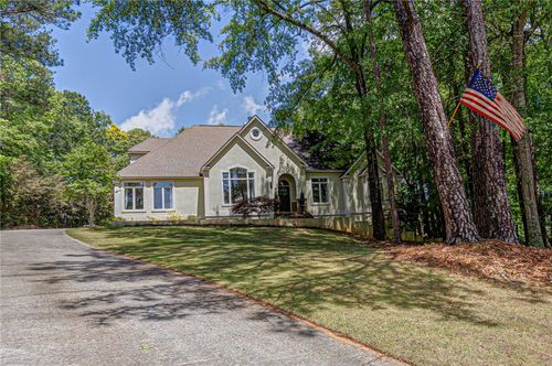 682 Moores Mill Dr, AUBURN, AL, 36830-7596 | Card Image
