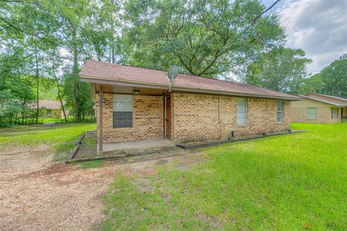 150 Dogwood St, Shepherd, TX, 77371-3664 | Card Image