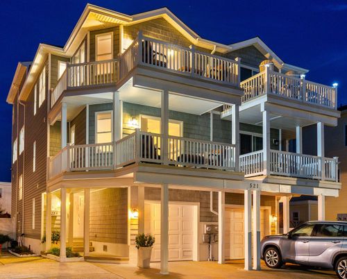 a-521 E 9th Ave, North Wildwood, NJ, 08260-5719 | Card Image