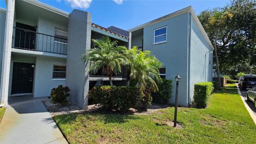 201-2836 Somerset Park Drive, TAMPA, FL, 33613 | Card Image