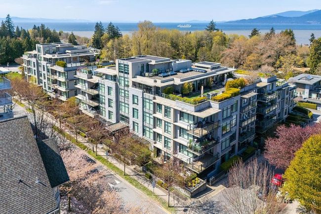 Birds eye view of property featuring a mountain view | Image 36