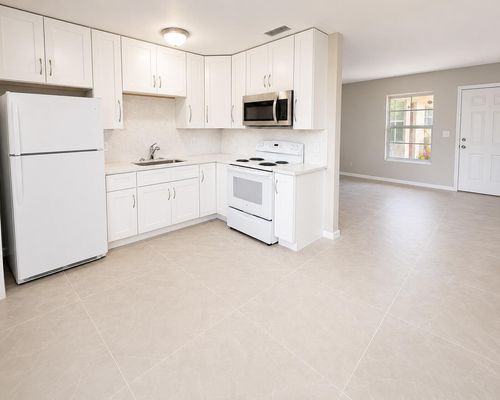 1794 Juno Road, North Palm Beach, FL, 33408 | Card Image