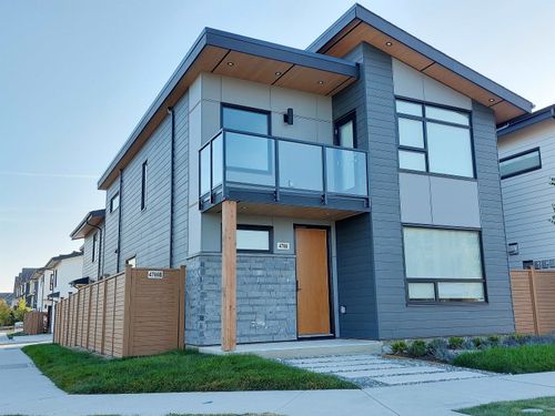 4766 Spruce Way, Tsawwassen, BC, V4M0A8 | Card Image