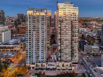 1801 - 215 13 Ave Sw, Condo with 2 bedrooms, 2 bathrooms and 1 parking in Calgary AB | Image 1