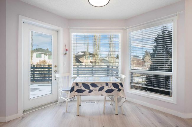 65 Scanlon Hill Nw, Home with 4 bedrooms, 3 bathrooms and 4 parking in Calgary AB | Image 7