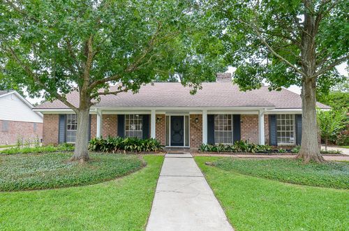 10623 Longmont Dr, Houston, TX, 77042-2309 | Card Image