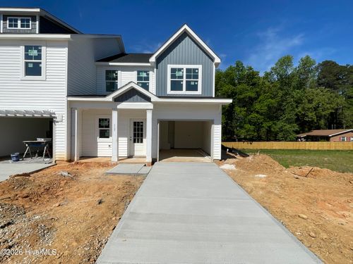 49-117 Michter St, Vass, NC, 28394-7537 | Card Image