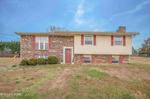 748 Crestview Cir, Lenoir City, TN, 37772-5960 | Card Image