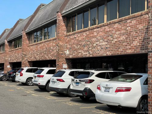e-2nd-fl-2 Hillside Avenue, North Hempstead, NY, 11596 | Card Image
