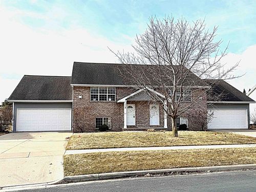 118 E River Drive, LEDGEVIEW, WI, 54115 | Card Image
