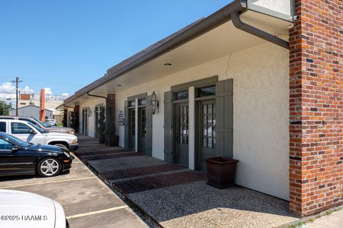 e-400 Main St, Saint Martinville, LA, 70582-4544 | Card Image