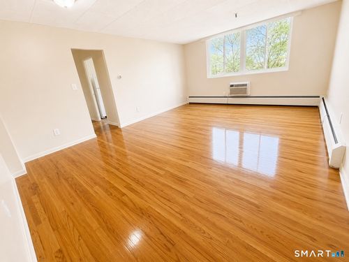 71 Catlin Street, Meriden, CT, 06450 | Card Image