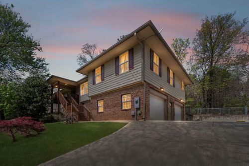 90 Sutton Dr, Ringgold, GA, 30736-7284 | Card Image