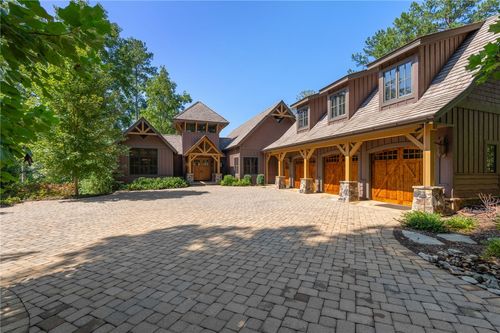 303 Crooked Rock Ln, Sunset, SC, 29685-1414 | Card Image