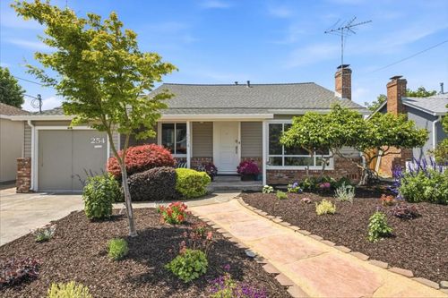 254 Nimitz Ave, Redwood City, CA, 94061-3545 | Card Image