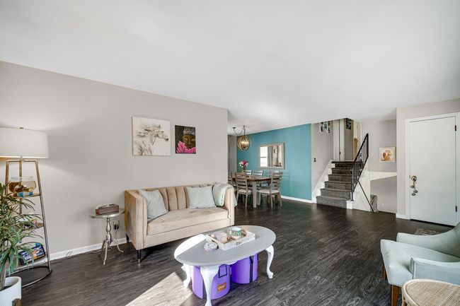 324 Weber Ct, House other with 3 bedrooms, 2 bathrooms and 2 parking in Cary IL | Image 4