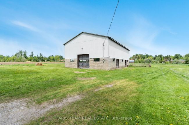 7884 County Rd 13, House other with 3 bedrooms, 2 bathrooms and 10 parking in Lisle ON | Image 25