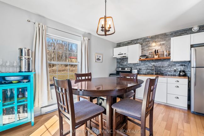 243 County Rd 17, House other with 2 bedrooms, 1 bathrooms and 6 parking in Newburgh ON | Image 16