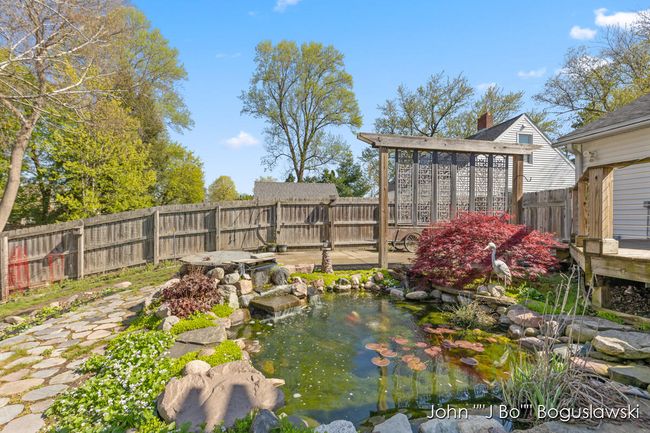 1017 Pearl St, House other with 2 bedrooms, 2 bathrooms and null parking in Belding MI | Image 16
