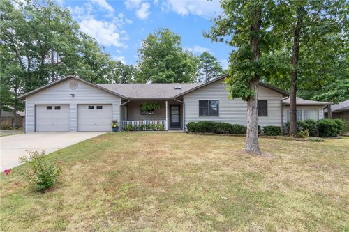 12 Hillcrest Dr, Holiday Island, AR, 72631-5211 | Card Image