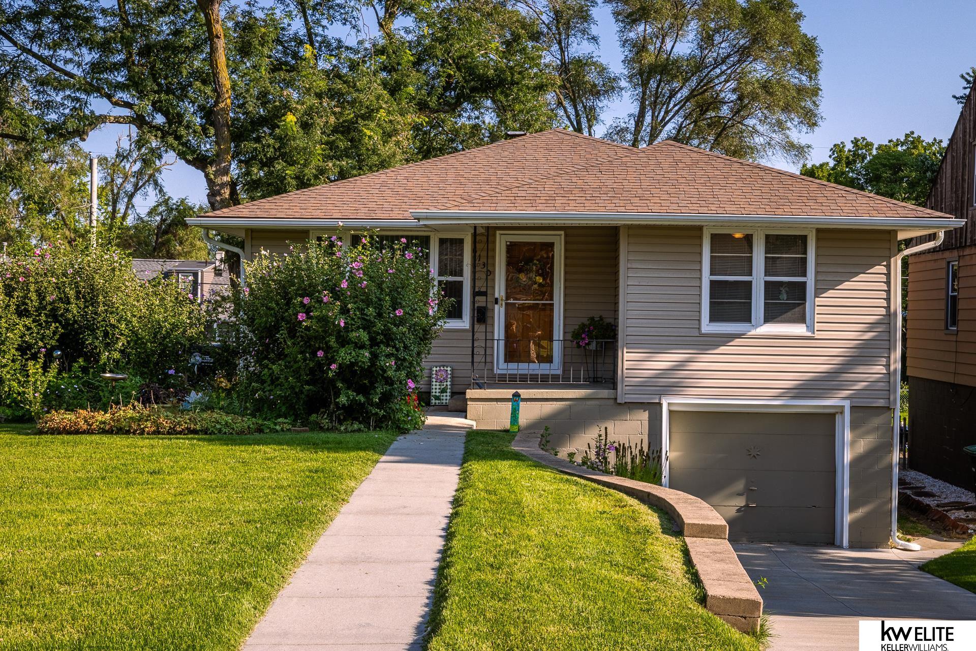 Pratt St, Omaha, NE 68104