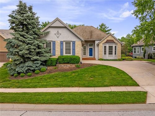 14393 S Cody St, Olathe, KS, 66062-8101 | Card Image