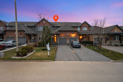 30 Conrad Pl, Grimsby, ON, L3M5S5 | Card Image