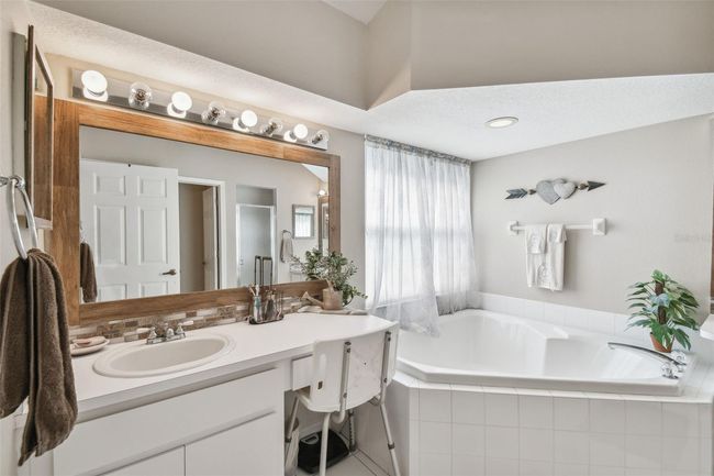 35536 Wickingham Ct, House other with 4 bedrooms, 2 bathrooms and null parking in ZEPHYRHILLS FL | Image 20