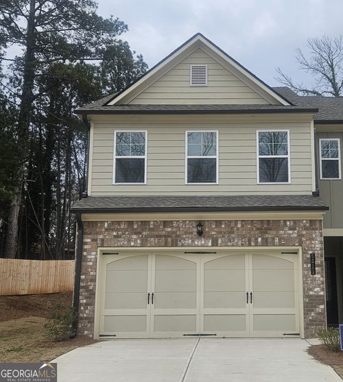 5611 Chickory Dr, Flowery Branch, GA, 30542-7207 | Card Image