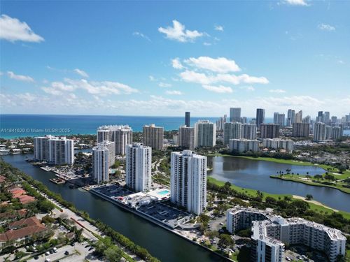 apt-2106-3675 N Country Club Dr, Aventura, FL, 33180-1709 | Card Image