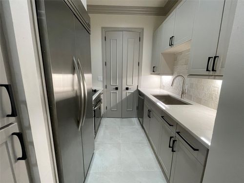 apt-314-3500 Fairmount St, Dallas, TX, 75219-4774 | Card Image