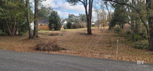 405 W Satsuma Ave, Foley, AL, 36535-2163 | Card Image